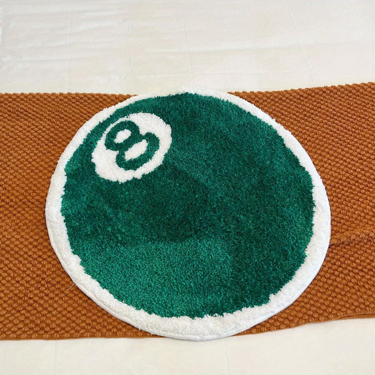 CLASSIC 8 BALL RUG